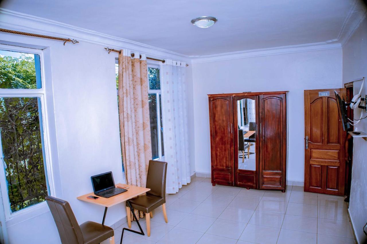 Dana Kigali Hotel Phòng bức ảnh